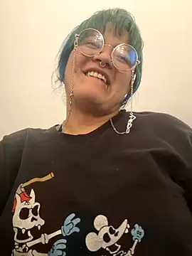 lucky-leah online show from 03.21.26