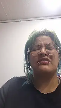 lucky-leah online show from 03.25.26