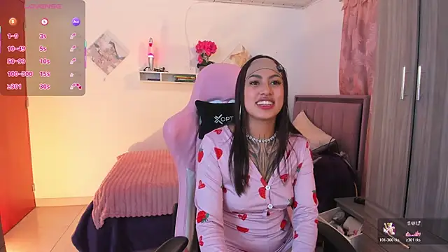 Snapshot of Kayla_foxxy chatting on 05.24.26 Kayla foxxy online show from 05.24.26