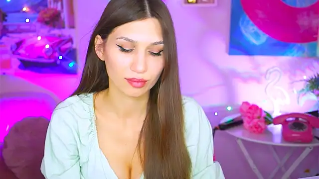 MollyPerry online show from 12.17.24