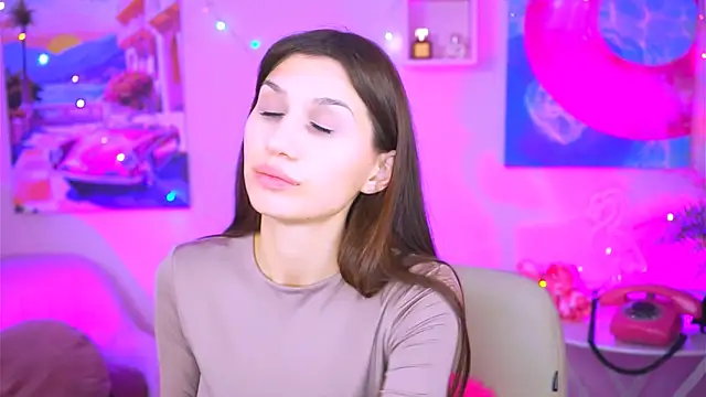 MollyPerry online show from 01.07.25