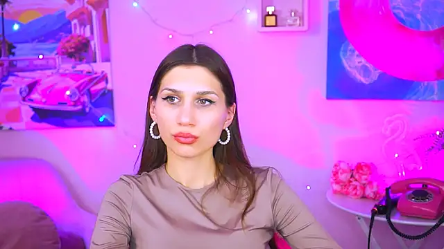 MollyPerry online show from 01.07.25