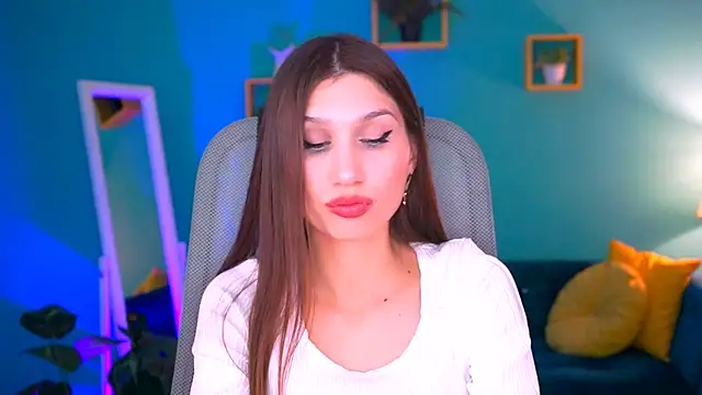 MollyPerry online show from 02.14.25