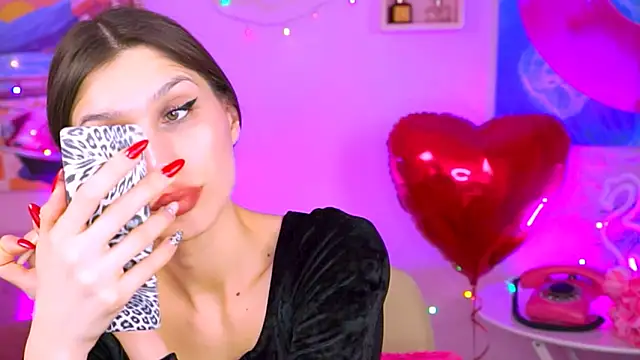 MollyPerry online show from 02.19.25