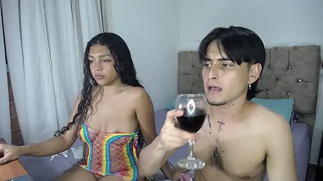 Snapshot of Amanda_Jampiher chatting on 12.18.24 Amanda Jampiher online show from 12.18.24