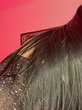 Snapshot of Ambar_R0SSE chatting on 03.09.25 Ambar R0SSE online show from 03.09.25