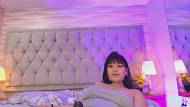 Snapshot of AlissonLopez_ chatting on 02.21.25 AlissonLopez  online show from 02.21.25