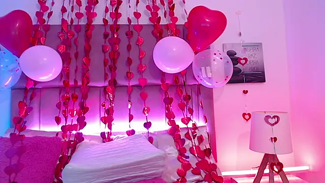 Snapshot of xbarbie_angelx chatting on 02.13.25 xbarbie angelx online show from 02.13.25