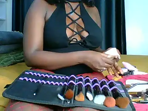 Snapshot of Switmelanin chatting on 05.04.26 Switmelanin online show from 05.04.26