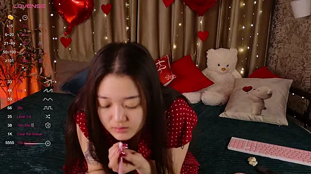 FreyaRaya online show from 02.14.26