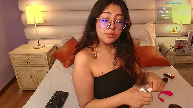 milan sweet online show from 09.18.25