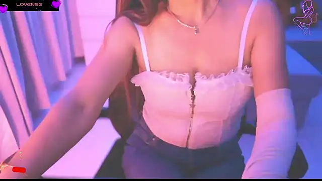 Snapshot of _Blue_Ruubyy_ chatting on 02.25.26 Blue Ruubyy online show from 02.25.26