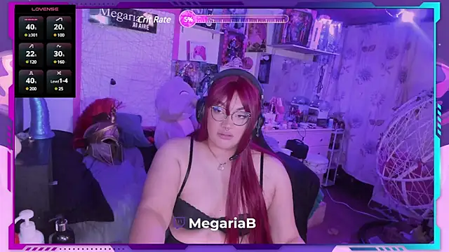 Snapshot of MegariaB chatting on 02.02.25 MegariaB online show from 02.02.25