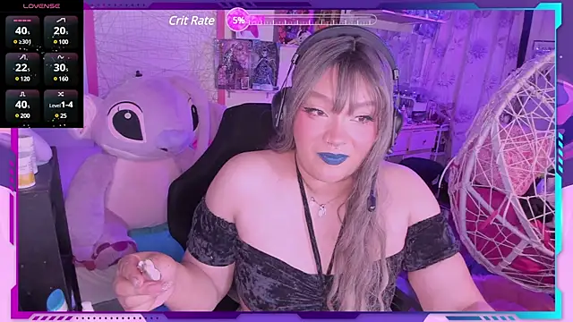 Snapshot of MegariaB chatting on 03.18.25 MegariaB online show from 03.18.25