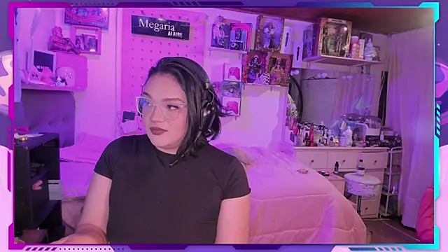 MegariaB online show from 11.06.25