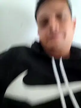 Snapshot of Ernesto696967 chatting on 11.01.25 Ernesto696967 online show from 11.01.25