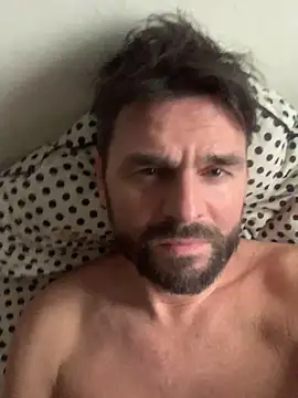 Snapshot of TB1977DK chatting on 12.05.25 TB1977DK online show from 12.05.25