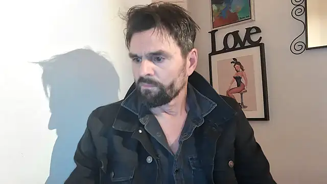 Snapshot of TB1977DK chatting on 01.06.26 TB1977DK online show from 01.06.26