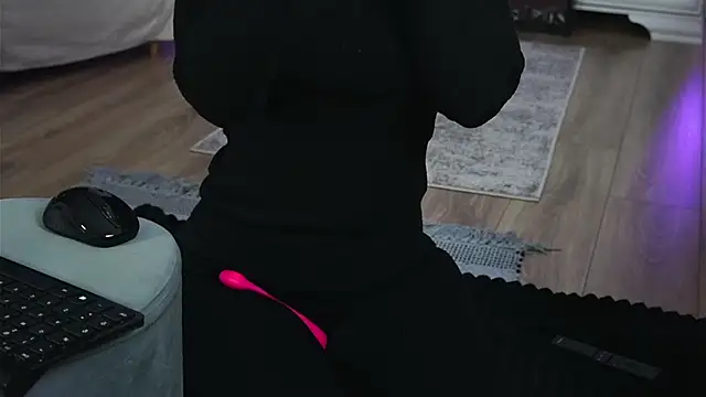 Snapshot of ivyleague_ chatting on 01.16.26 ivyleague online show from 01.16.26