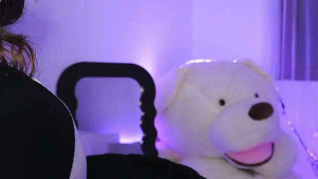 Snapshot of ivyleague_ chatting on 02.25.26 ivyleague online show from 02.25.26