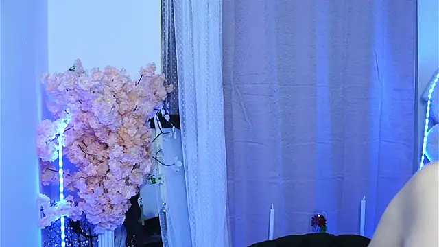 ivyleague  online show from 03.24.26