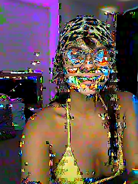 Snapshot of Susi_bell chatting on 04.19.26 Susi bell online show from 04.19.26