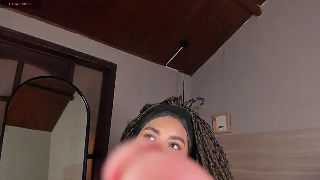 nayah   online show from 04.13.26