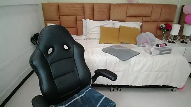  Natalie18 online show from 02.09.25