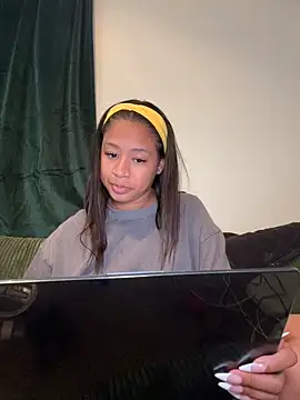 VanessaBling online show from 02.17.26