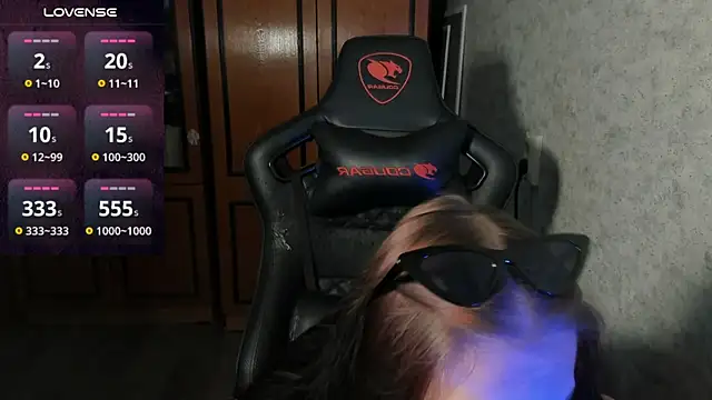 Rachel Sharp online show from 12.20.24