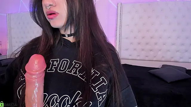 Snapshot of celeste_wayne chatting on 02.27.25 celeste wayne online show from 02.27.25