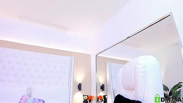 Snapshot of celeste_wayne chatting on 11.14.25 celeste wayne online show from 11.14.25