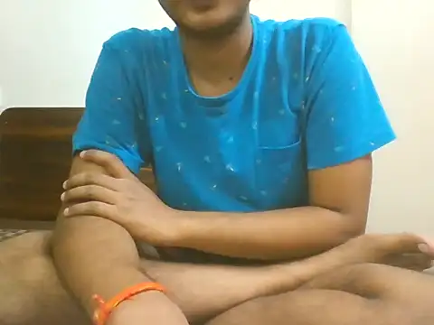 Dusky Aarav online show from 11.04.25