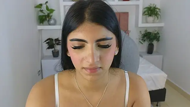Snapshot of maiaa_ruiz chatting on 06.03.26 maiaa ruiz online show from 06.03.26