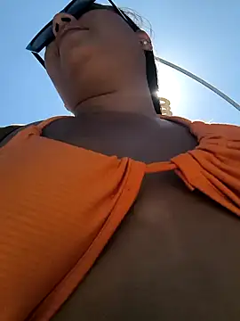 Francesca ferrari online show from 01.10.25