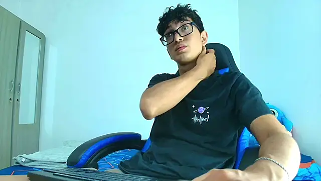 TylerWhite  online show from 03.22.25