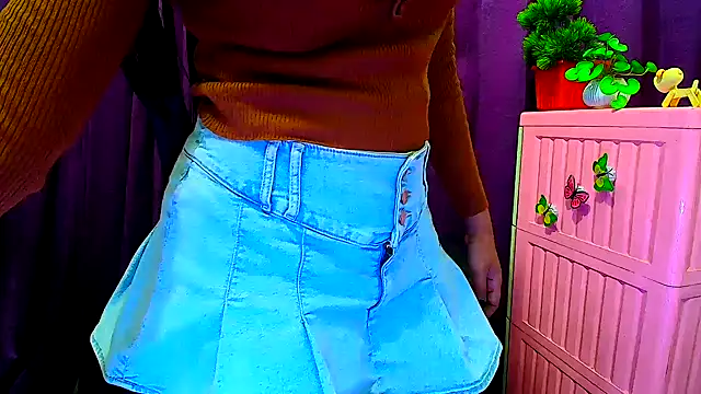 Snapshot of Kashish_11 chatting on 12.13.24 Kashish 11 online show from 12.13.24