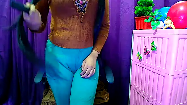 Snapshot of Kashish_11 chatting on 12.17.24 Kashish 11 online show from 12.17.24