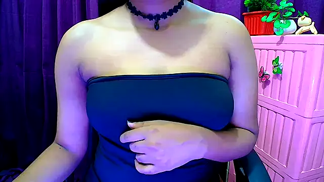 Snapshot of Kashish_11 chatting on 12.21.24 Kashish 11 online show from 12.21.24