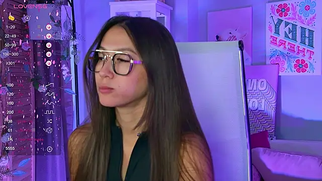 LanaBaker online show from 09.12.25