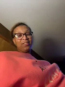 KLoveeee online show from 01.28.25