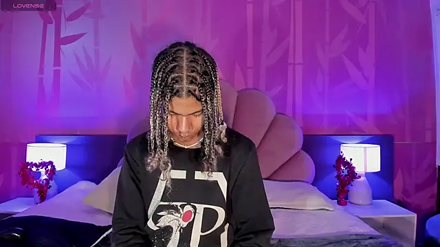 Maxim-Walker online show from 02.19.25