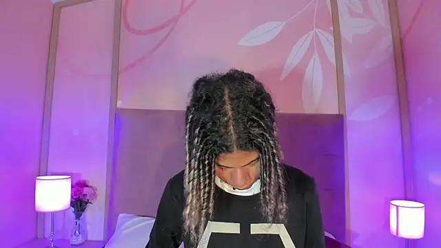 Maxim-Walker online show from 03.21.25