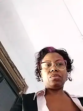 littlebrunett online show from 03.09.26