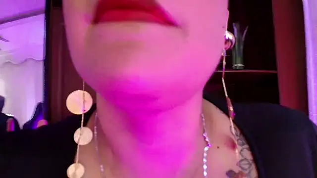 GianellaCox  online show from 03.11.25