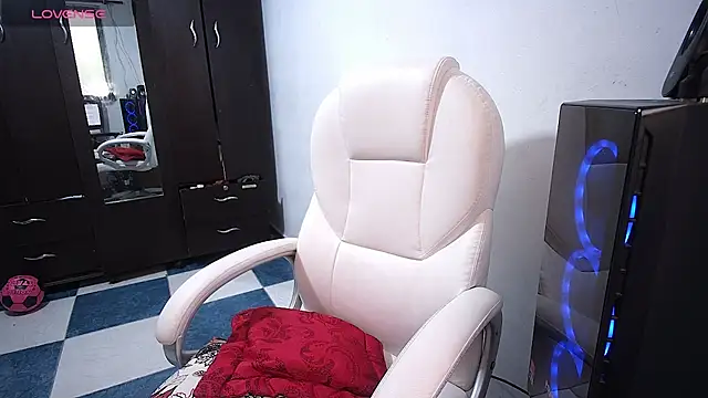 Snapshot of grace_molly14 chatting on 03.12.25 grace molly14 online show from 03.12.25