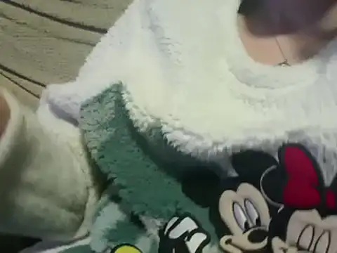 Snapshot of ForeversweetXX chatting on 12.18.24 ForeversweetXX online show from 12.18.24