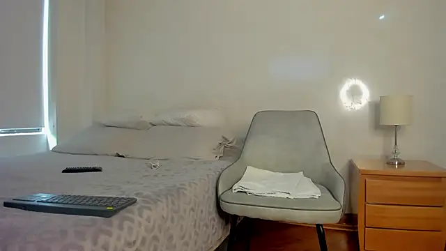 Snapshot of melisa_ferretti chatting on 10.23.25 melisa ferretti online show from 10.23.25