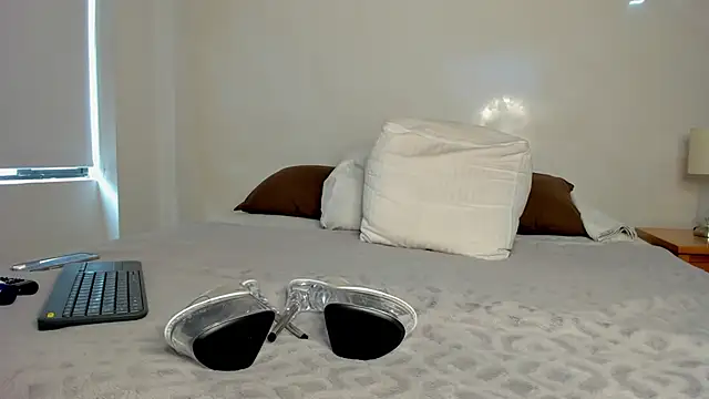 Snapshot of melisa_ferretti chatting on 11.10.25 melisa ferretti online show from 11.10.25