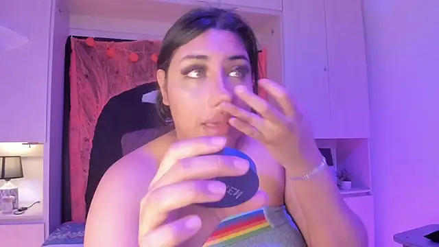 Snapshot of CANDYGABYY chatting on 11.02.25 CANDYGABYY online show from 11.02.25